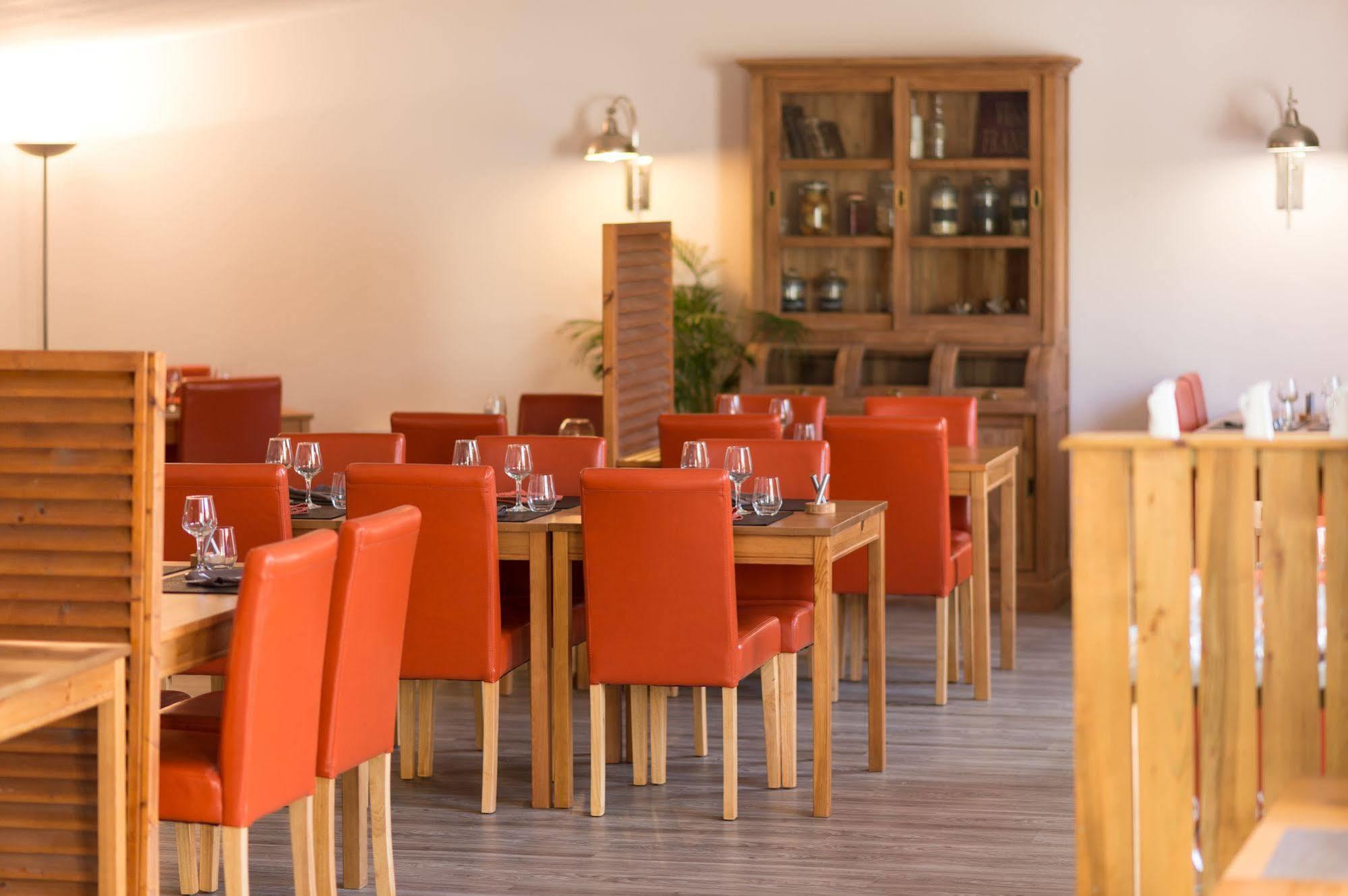 Latitude Ouest Hotel Restaurant & Spa Locronan Ngoại thất bức ảnh