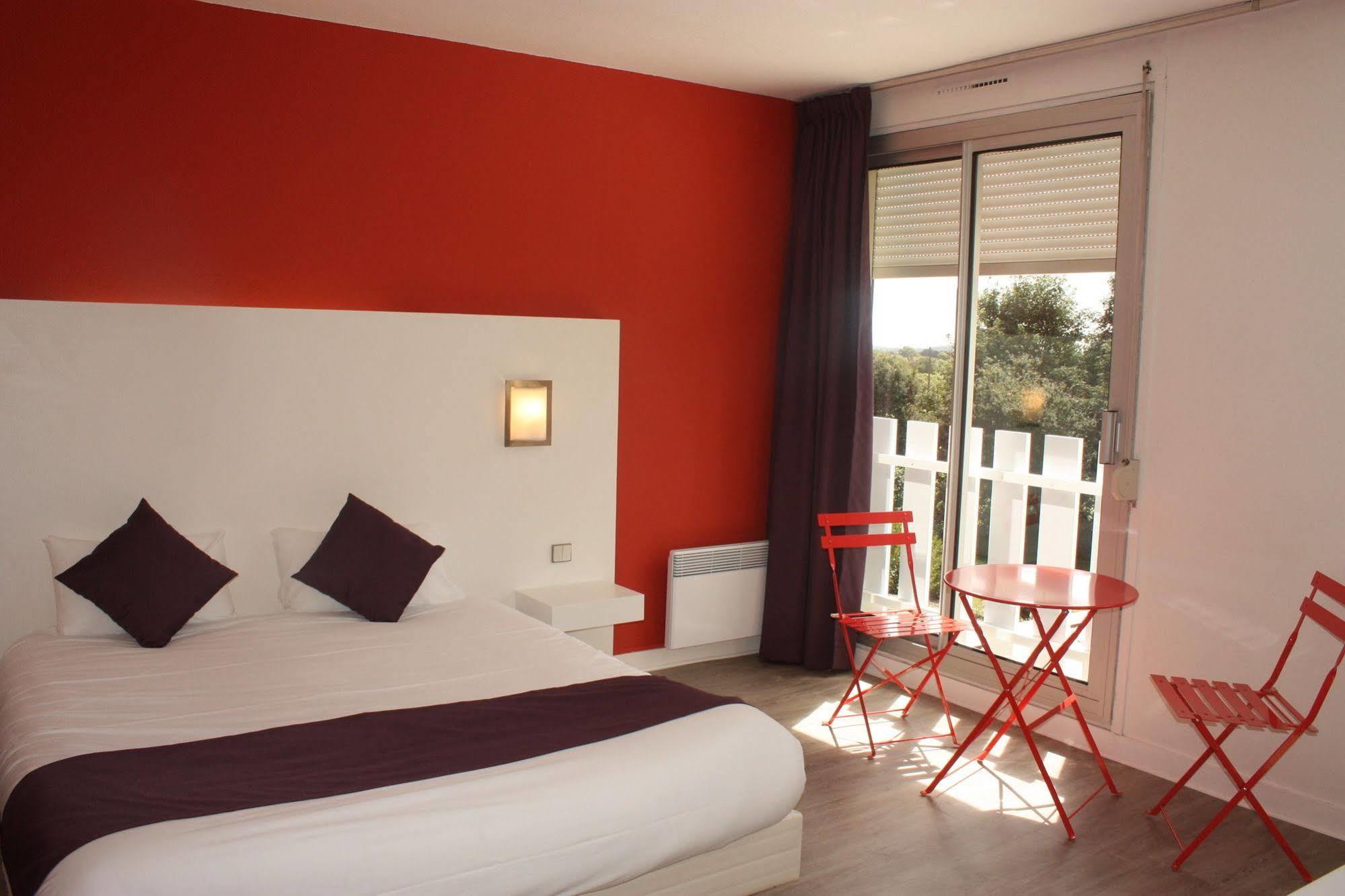Latitude Ouest Hotel Restaurant & Spa Locronan Ngoại thất bức ảnh